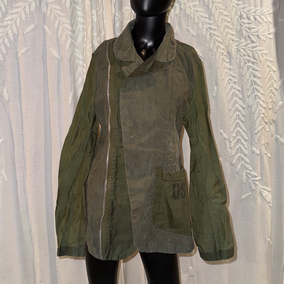 Call of Duty XP 2011 Military Jacket (Custom) - Picture 2 of 8